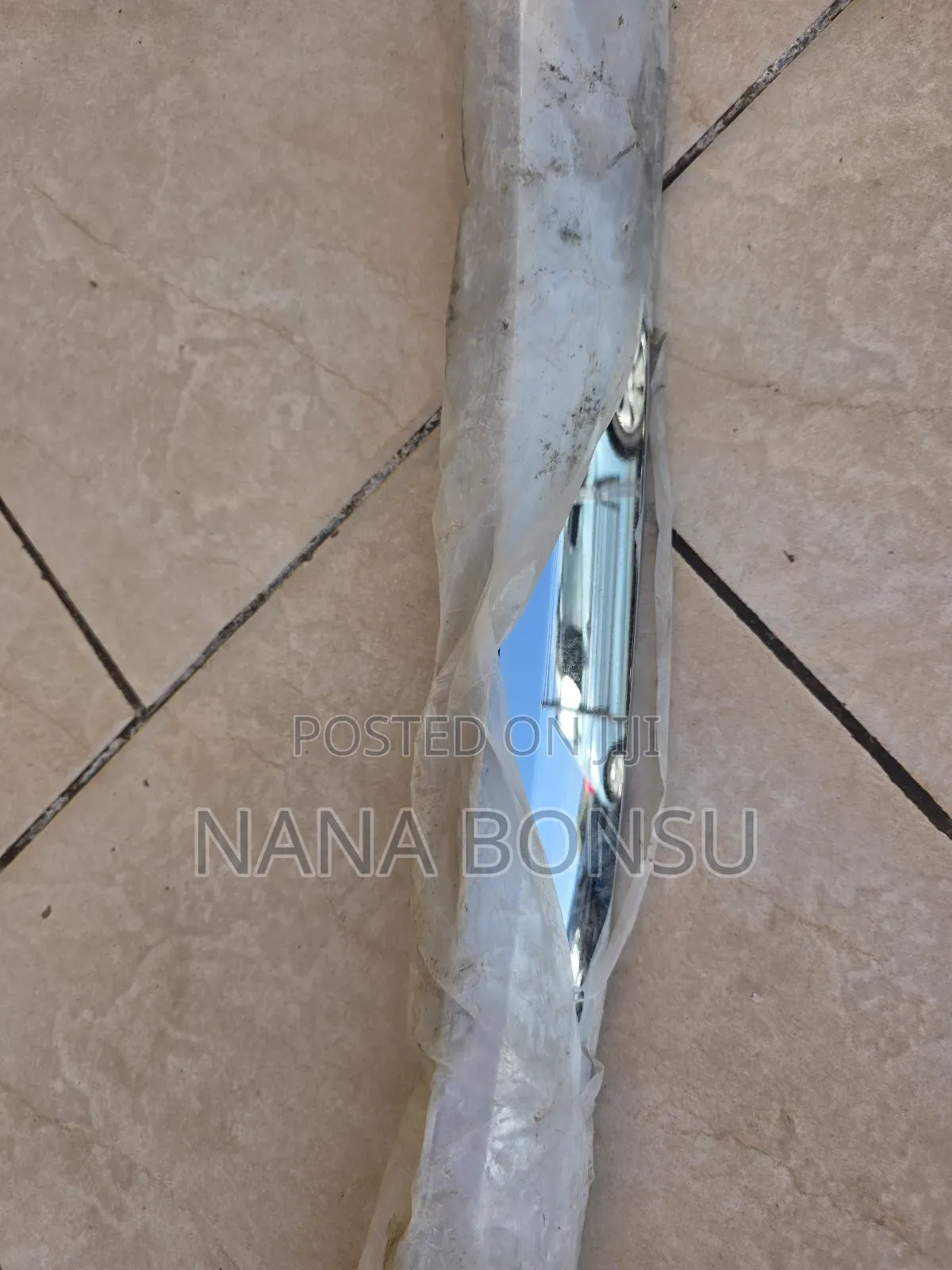 Toyota Voxy Bonnet Decoration