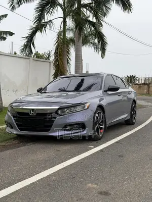 Honda Accord 2019 Pink