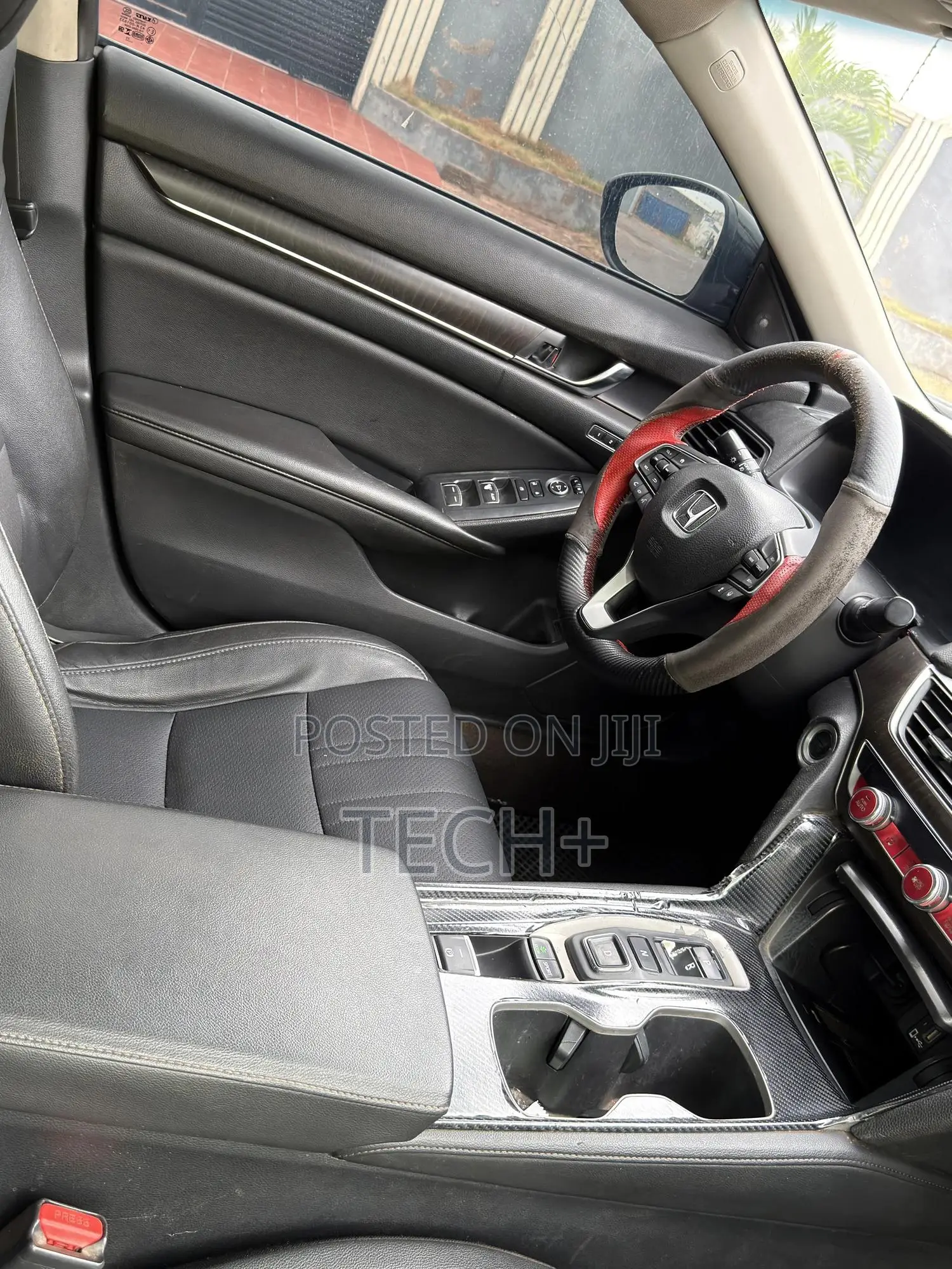 Honda Accord 2019 Pink