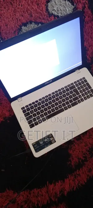 Laptop Asus F70SL 8GB Intel HDD 500GB