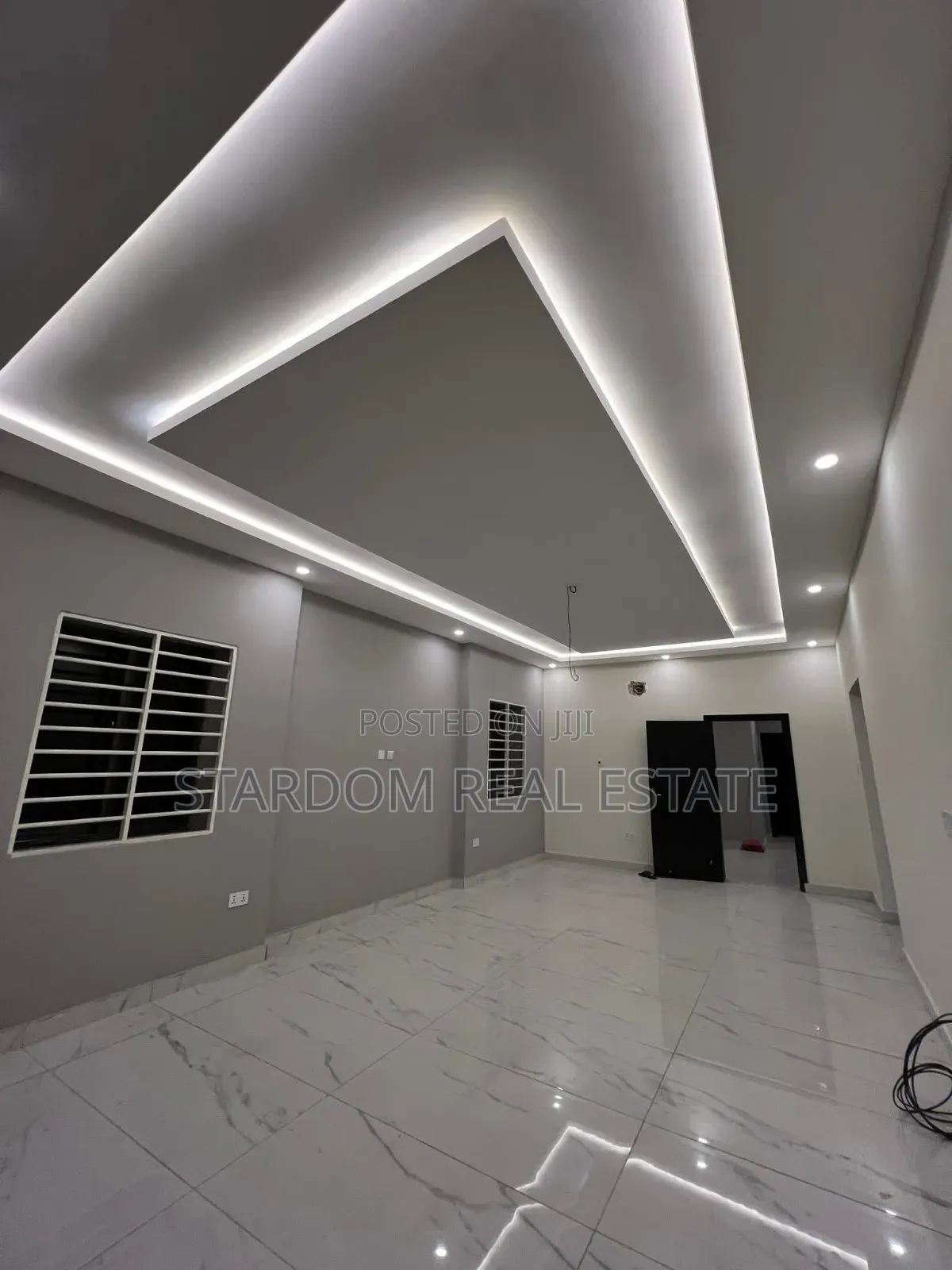 4bdrm Duplex in East Legon Hills, Boundary Road Area for sale