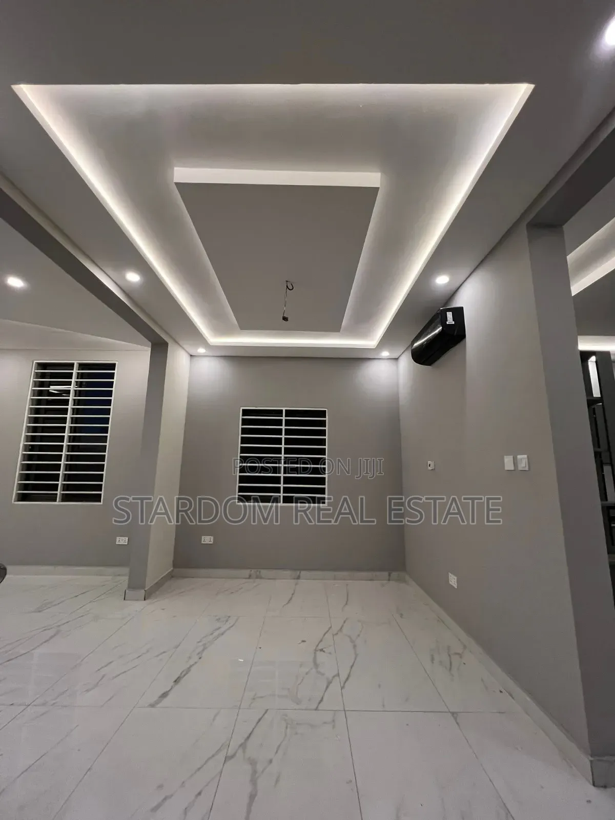 4bdrm Duplex in East Legon Hills, Boundary Road Area for sale