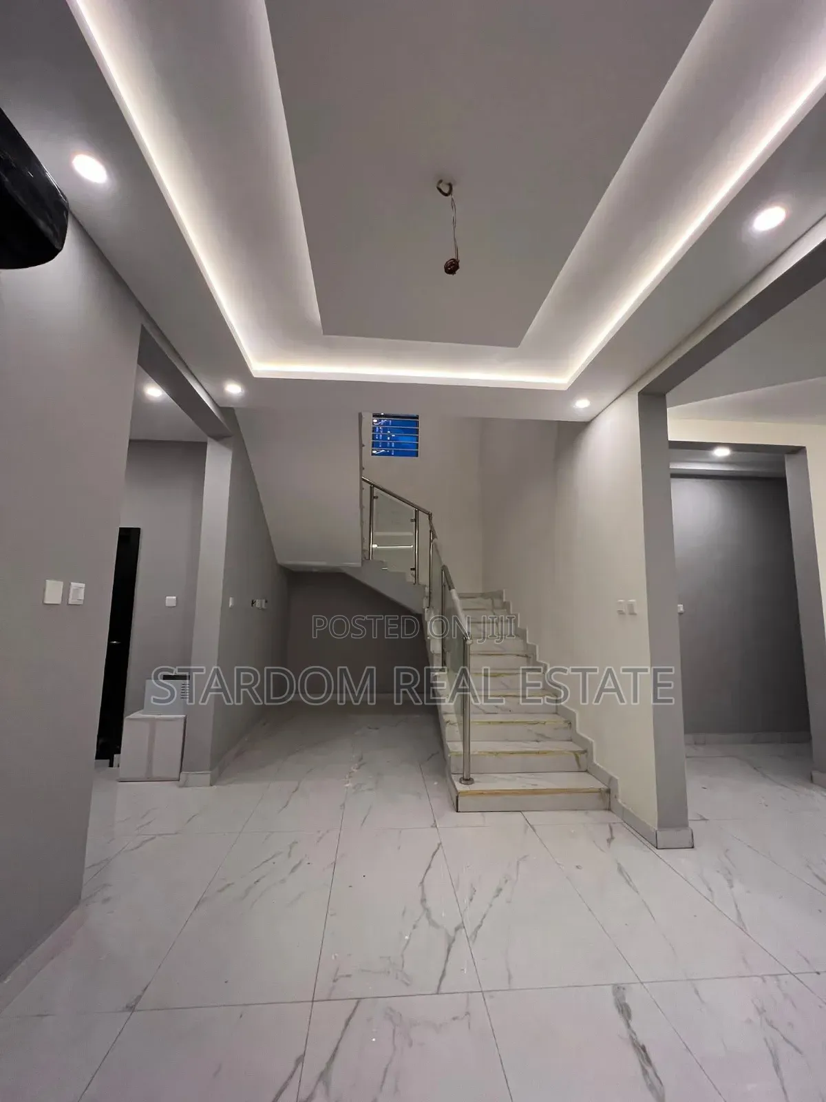 4bdrm Duplex in East Legon Hills, Boundary Road Area for sale