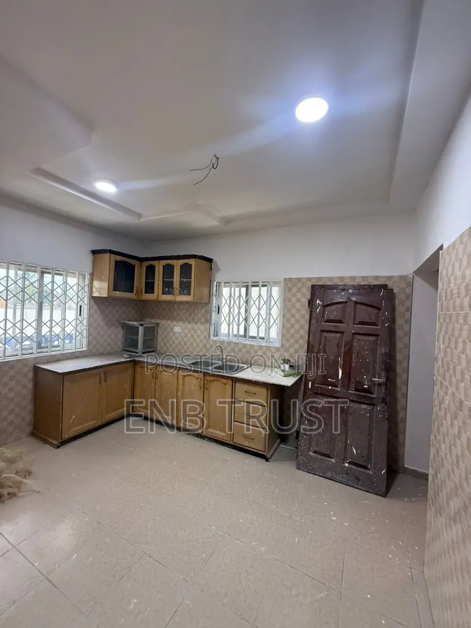 5bdrm House in Sonitra, Pokuase for rent