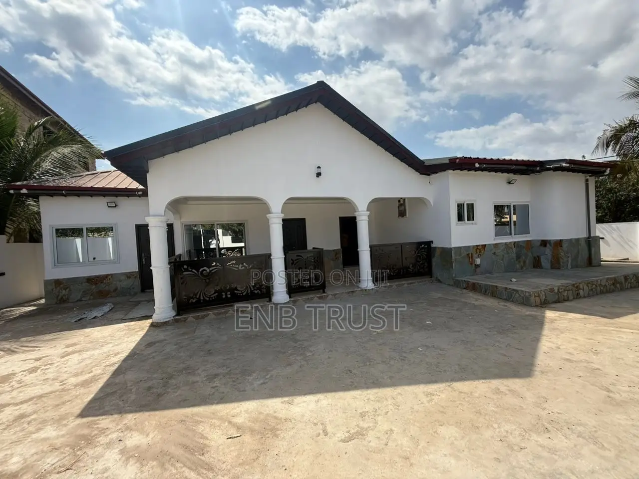 5bdrm House in Sonitra, Pokuase for rent