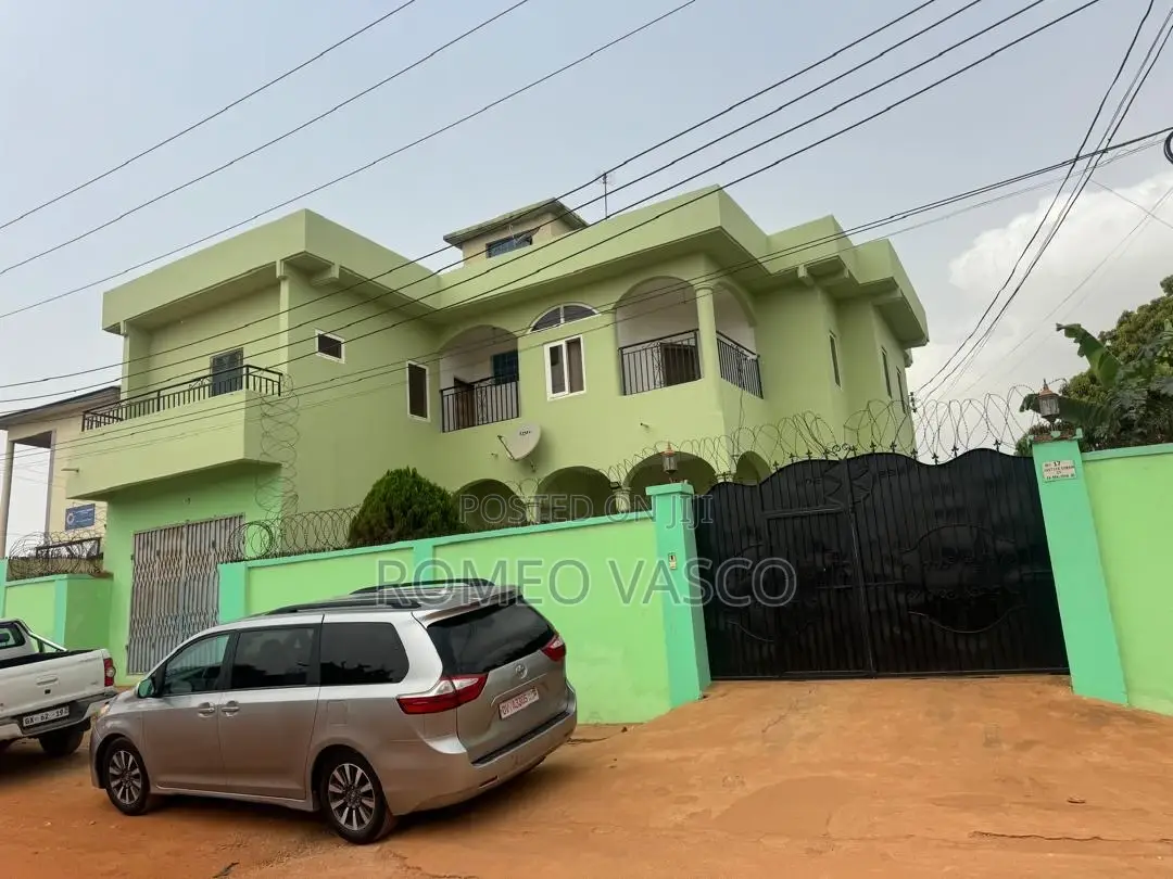 11bdrm Mansion in Dansoman for sale
