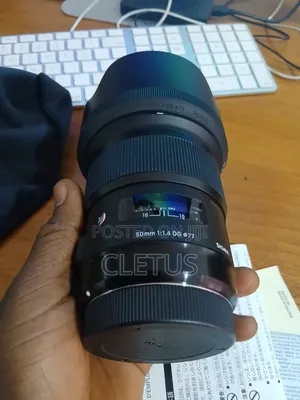 Sigma 50mm 1.4 Art Canon for Sale. Almost Like New