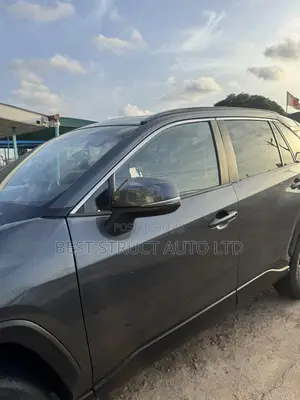 Toyota RAV4 XLE AWD 2024 Gray