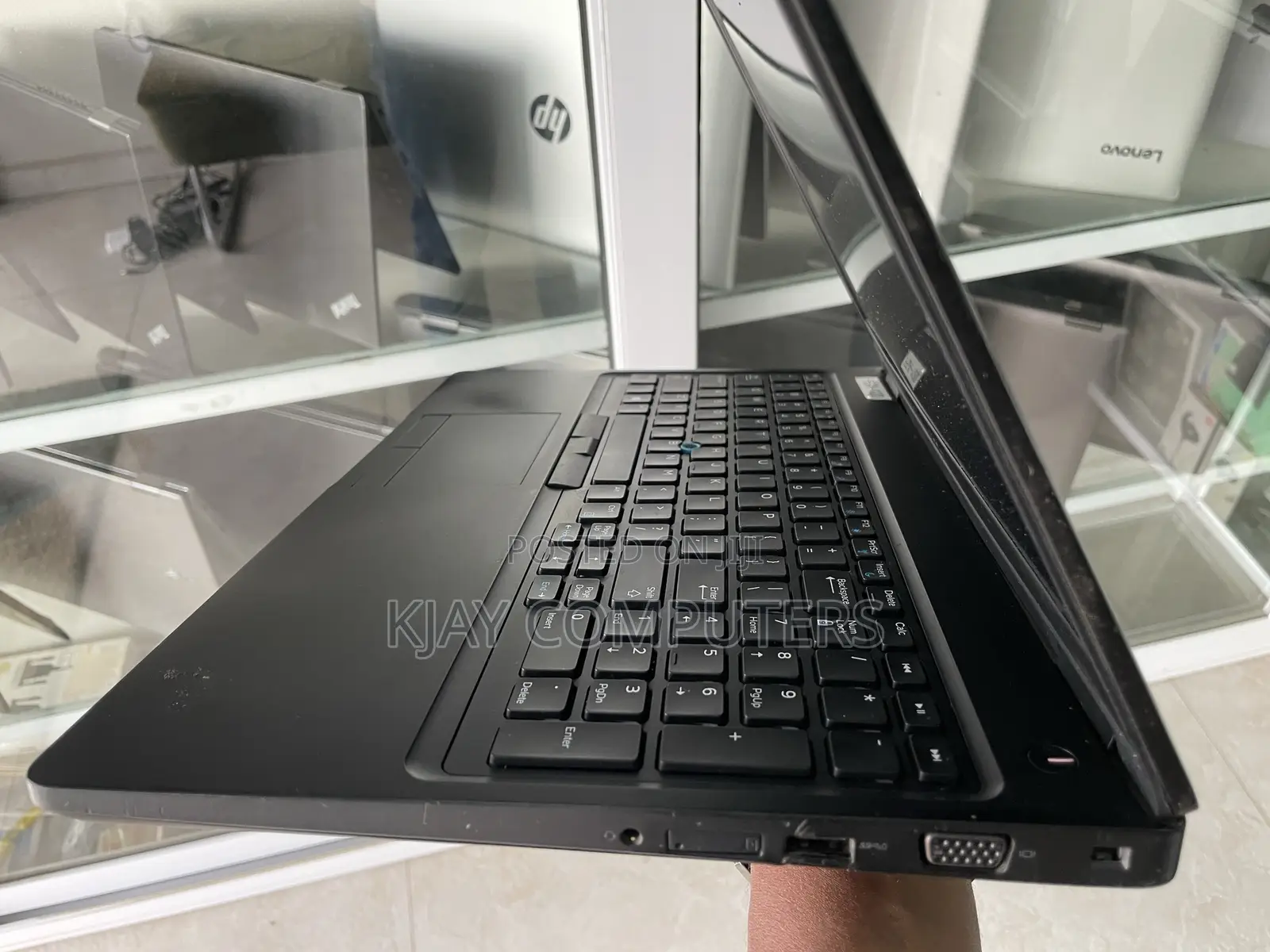 Laptop Dell Latitude 5590 8GB Intel Core i7 SSD 256GB