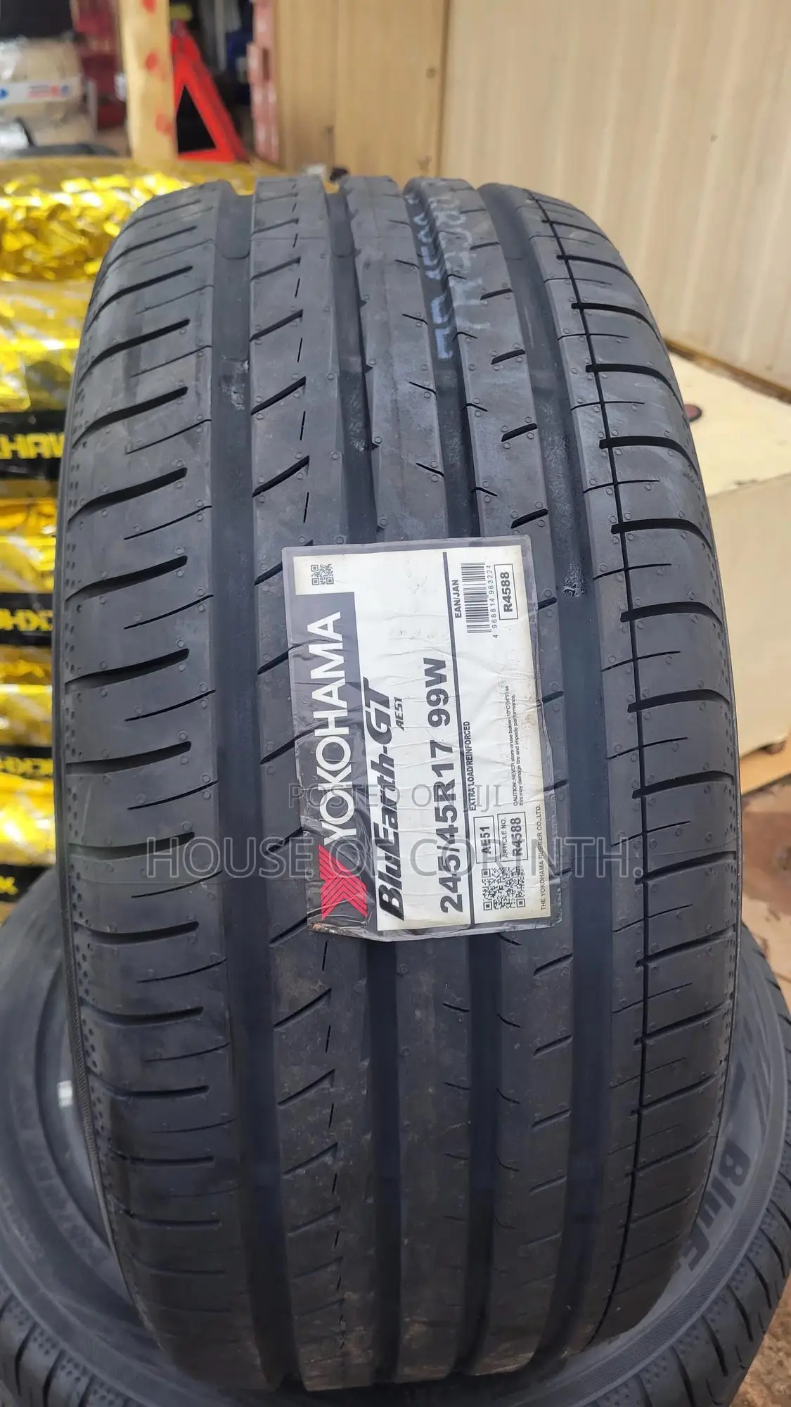 245/45r17 Yokohama Blueearth Gt 99w Ae51