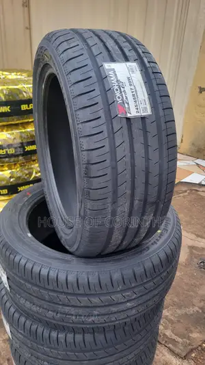 245/45r17 Yokohama Blueearth Gt 99w Ae51