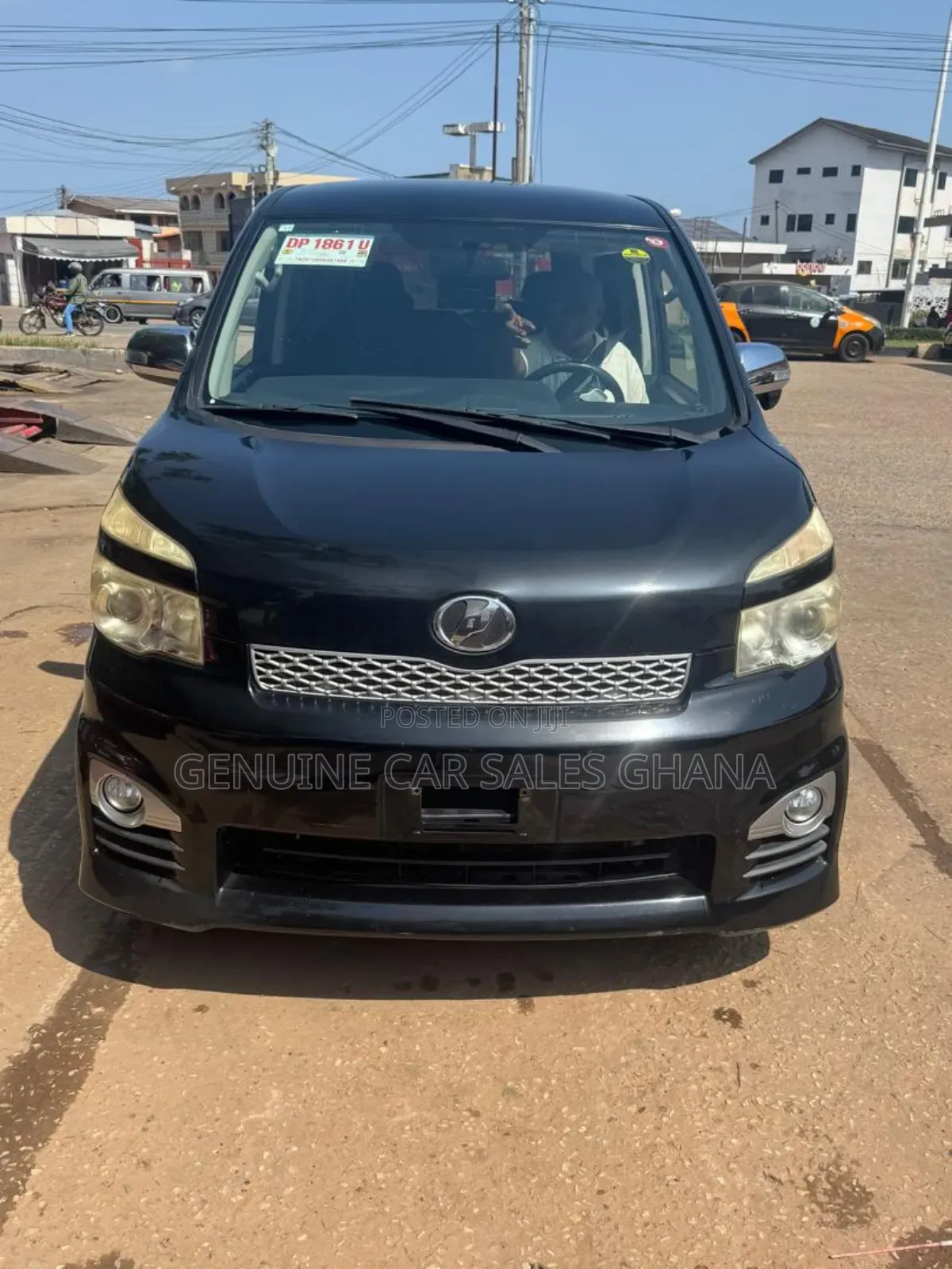 Toyota Voxy 2013 Gray