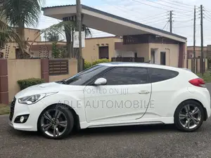 Hyundai Veloster Automatic 2012 White