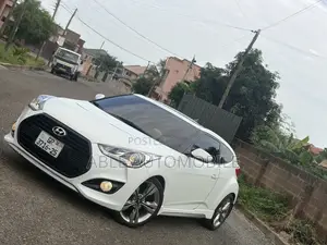 Hyundai Veloster Automatic 2012 White