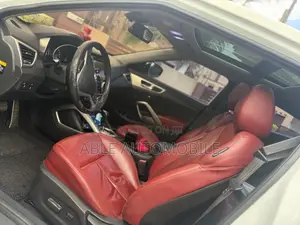 Hyundai Veloster Automatic 2012 White