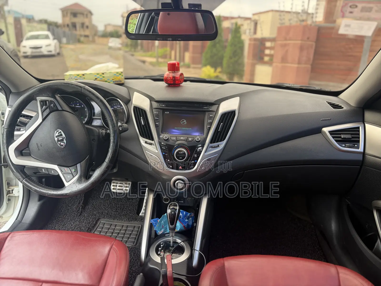 Hyundai Veloster Automatic 2012 White
