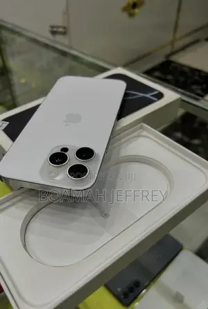 Apple iPhone 16 Pro Max 512 GB White