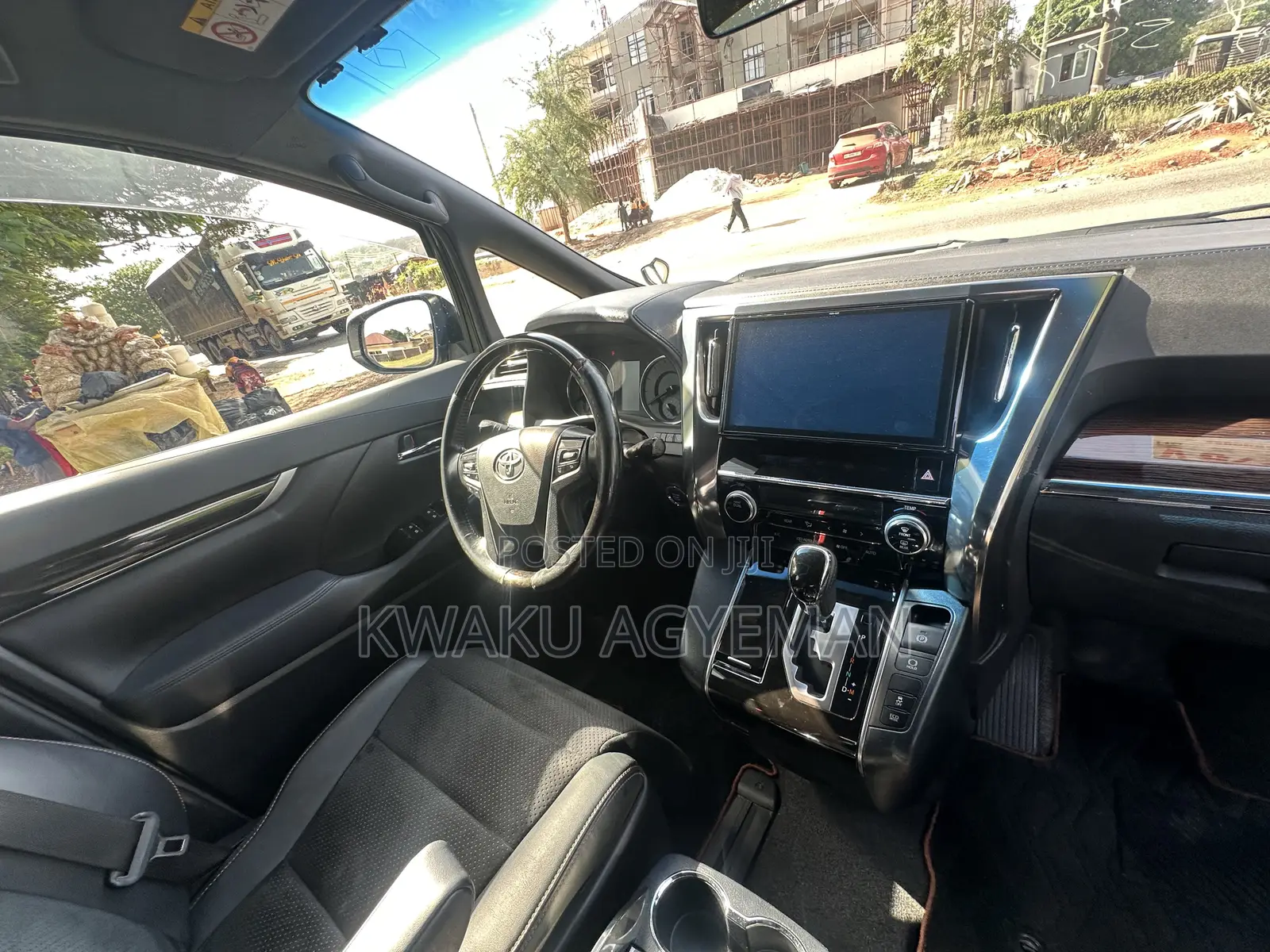Toyota Voxy 2020 White