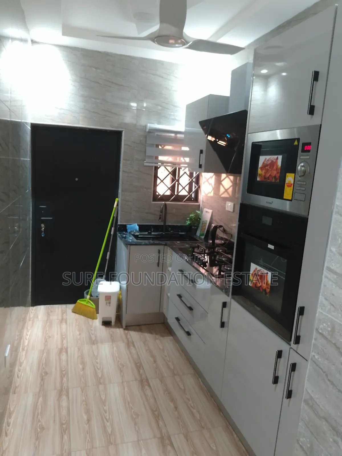 Furnished 3bdrm Apartment in Dansoman for rent