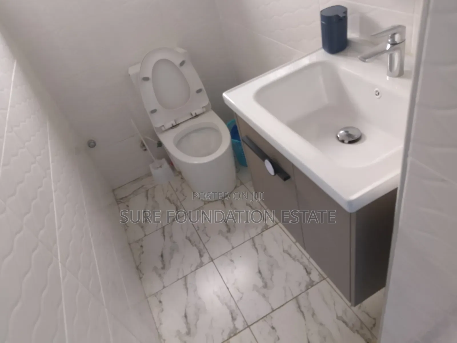 Furnished 3bdrm Apartment in Dansoman for rent