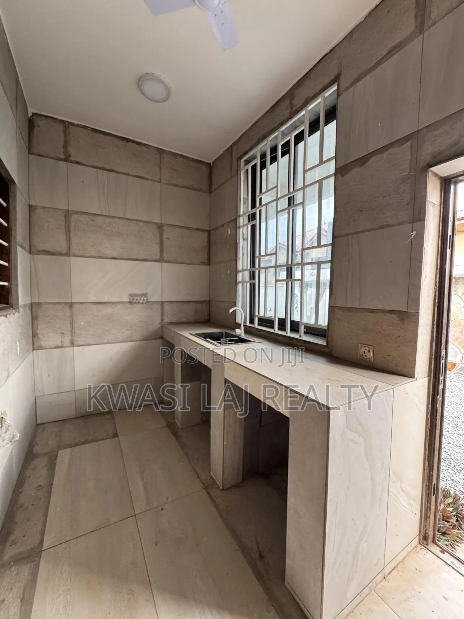 1bdrm Apartment in Redtop, Weija for rent