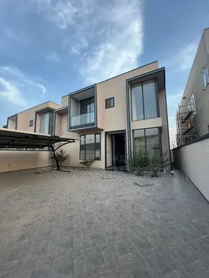 4bdrm Duplex in East Legon Hills, American House for sale