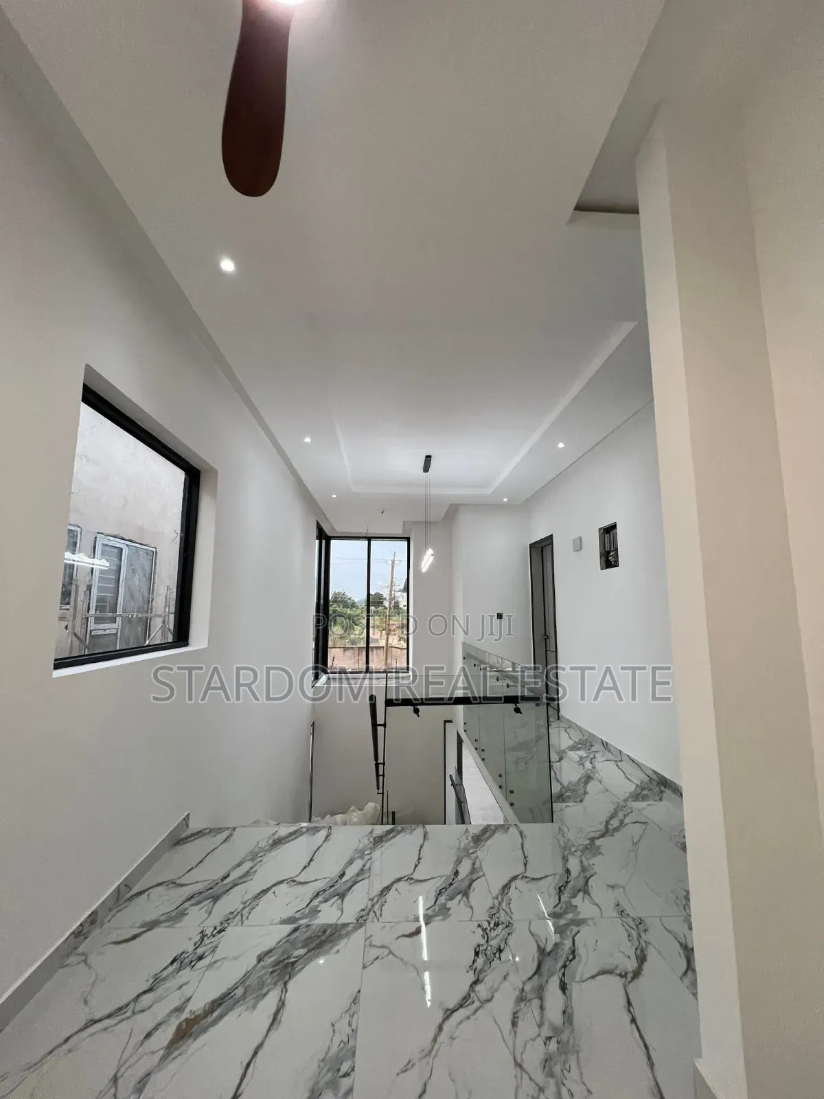 4bdrm Duplex in East Legon Hills, American House for sale