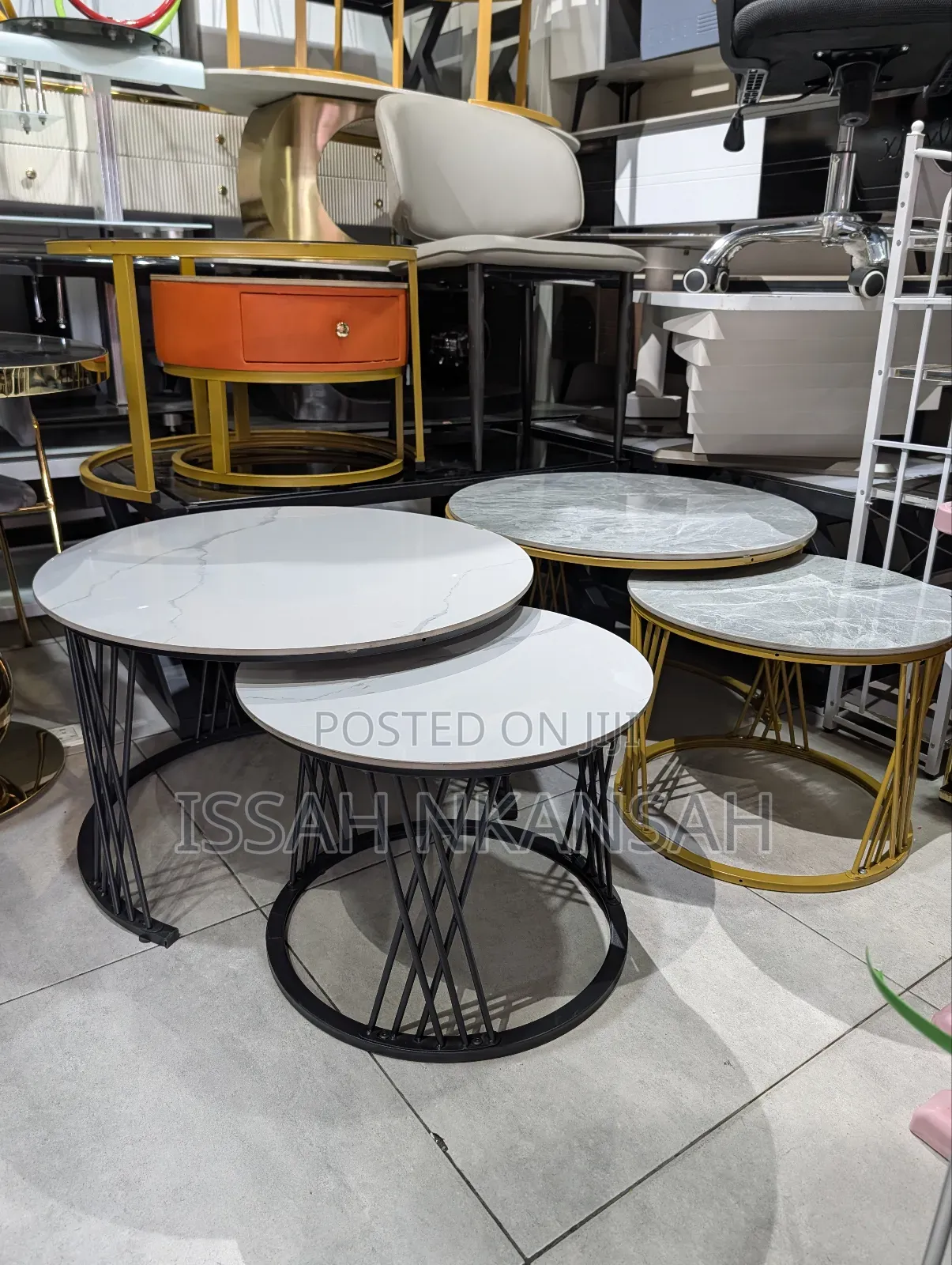 Round Centre Table
