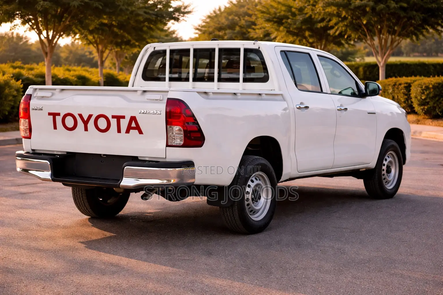 New Toyota Hilux 2025 White