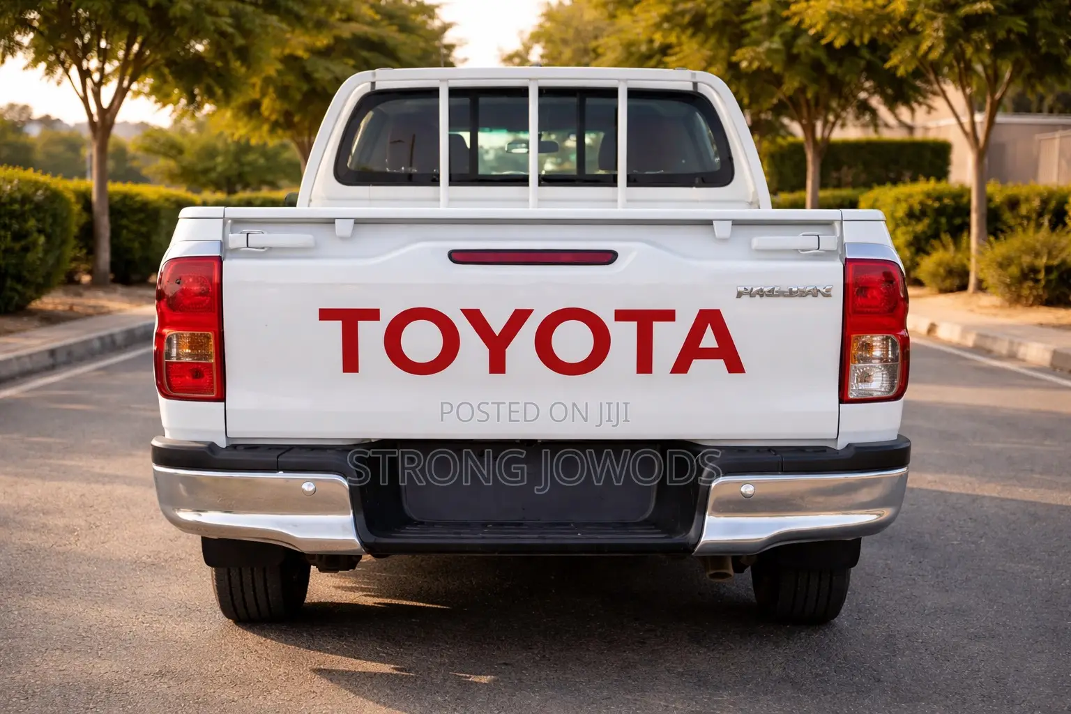 New Toyota Hilux 2025 White