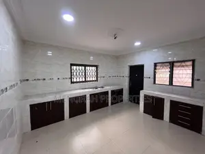 2bdrm Apartment in Adenta Amrahia for rent