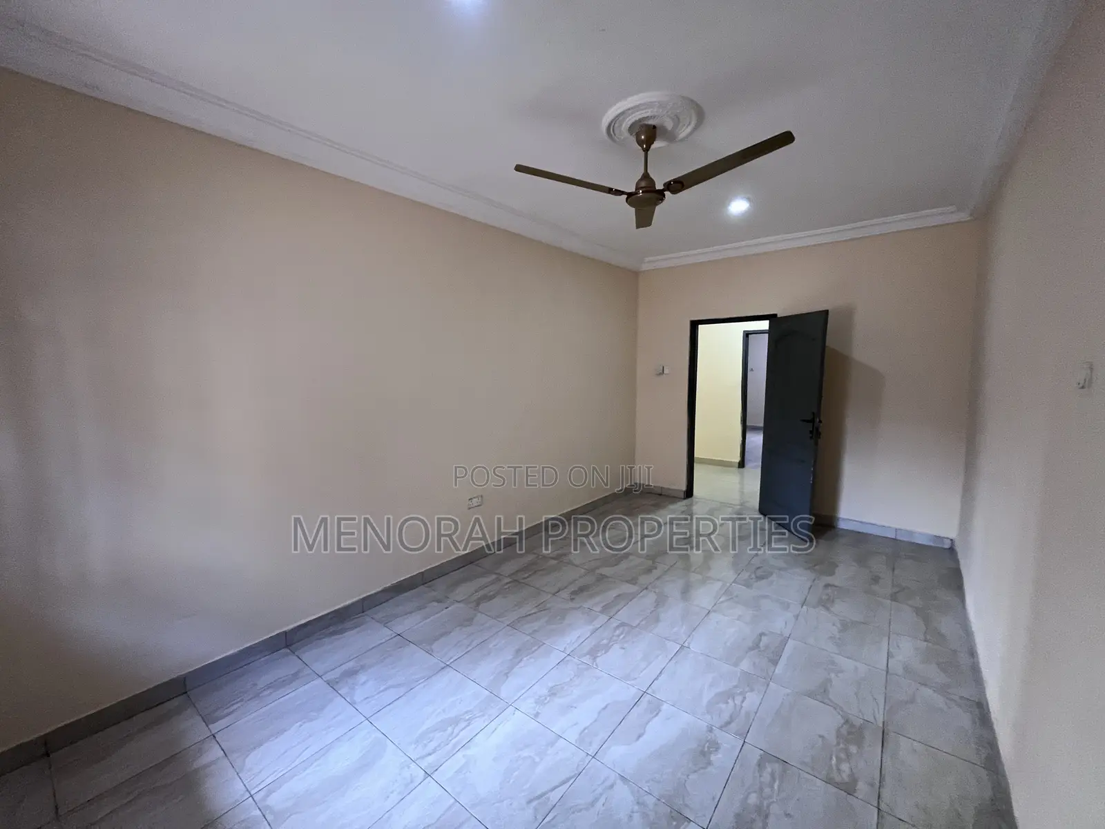 2bdrm Apartment in Adenta Amrahia for rent
