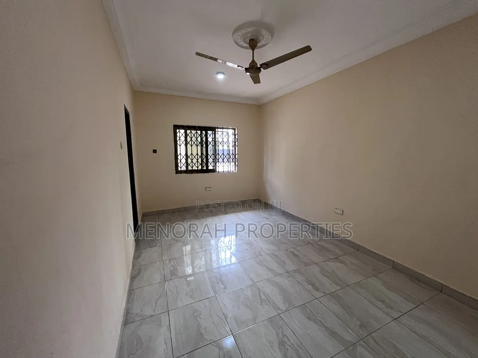 2bdrm Apartment in Adenta Amrahia for rent