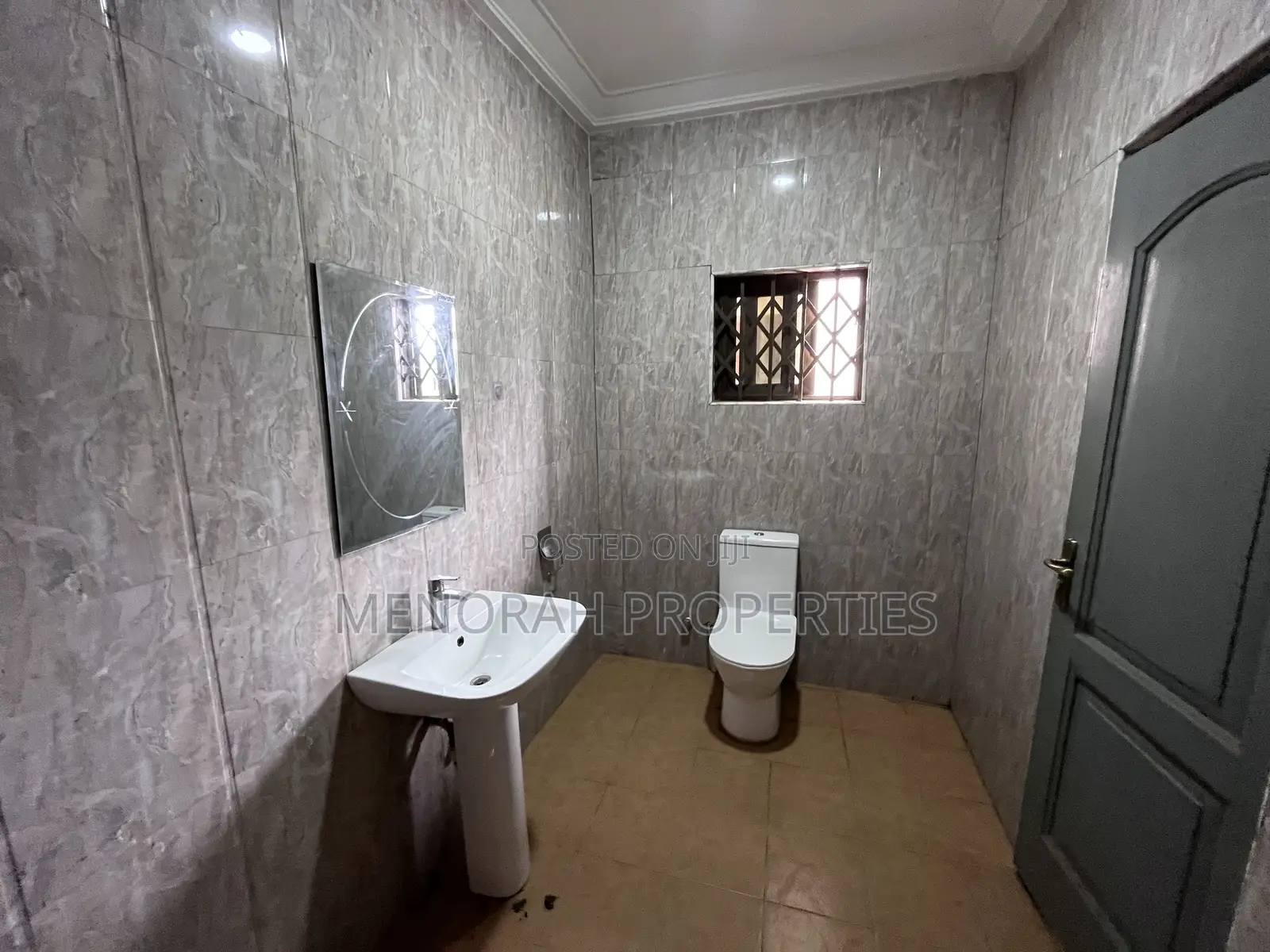2bdrm Apartment in Adenta Amrahia for rent