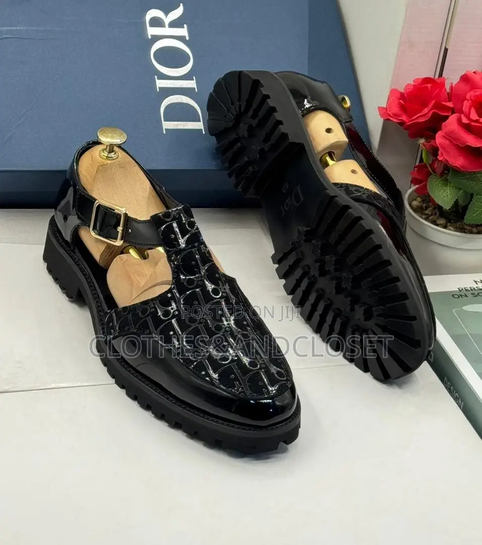 Luxury Cutout Loafers