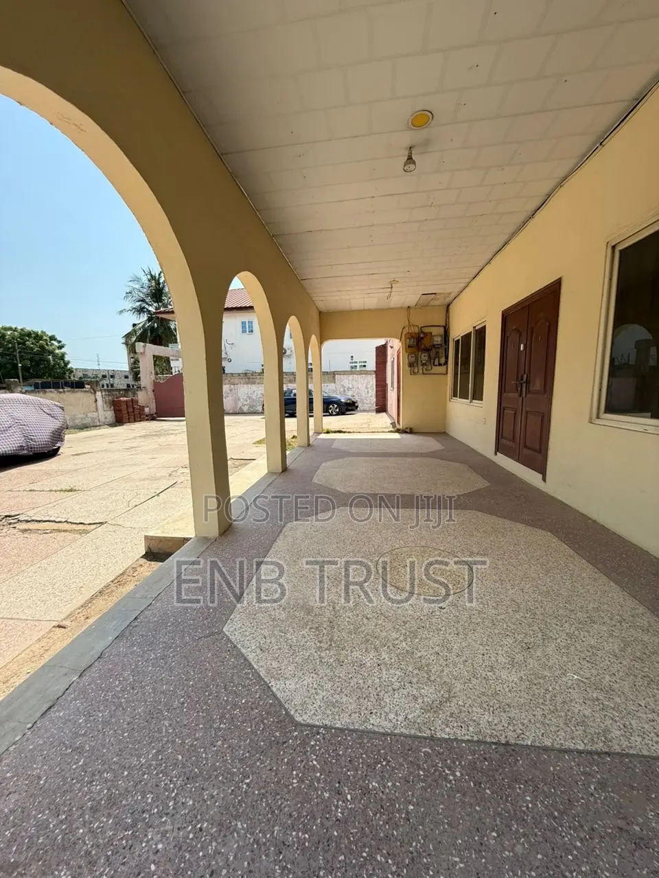 7bdrm House in Achimota, Mile 7 for sale