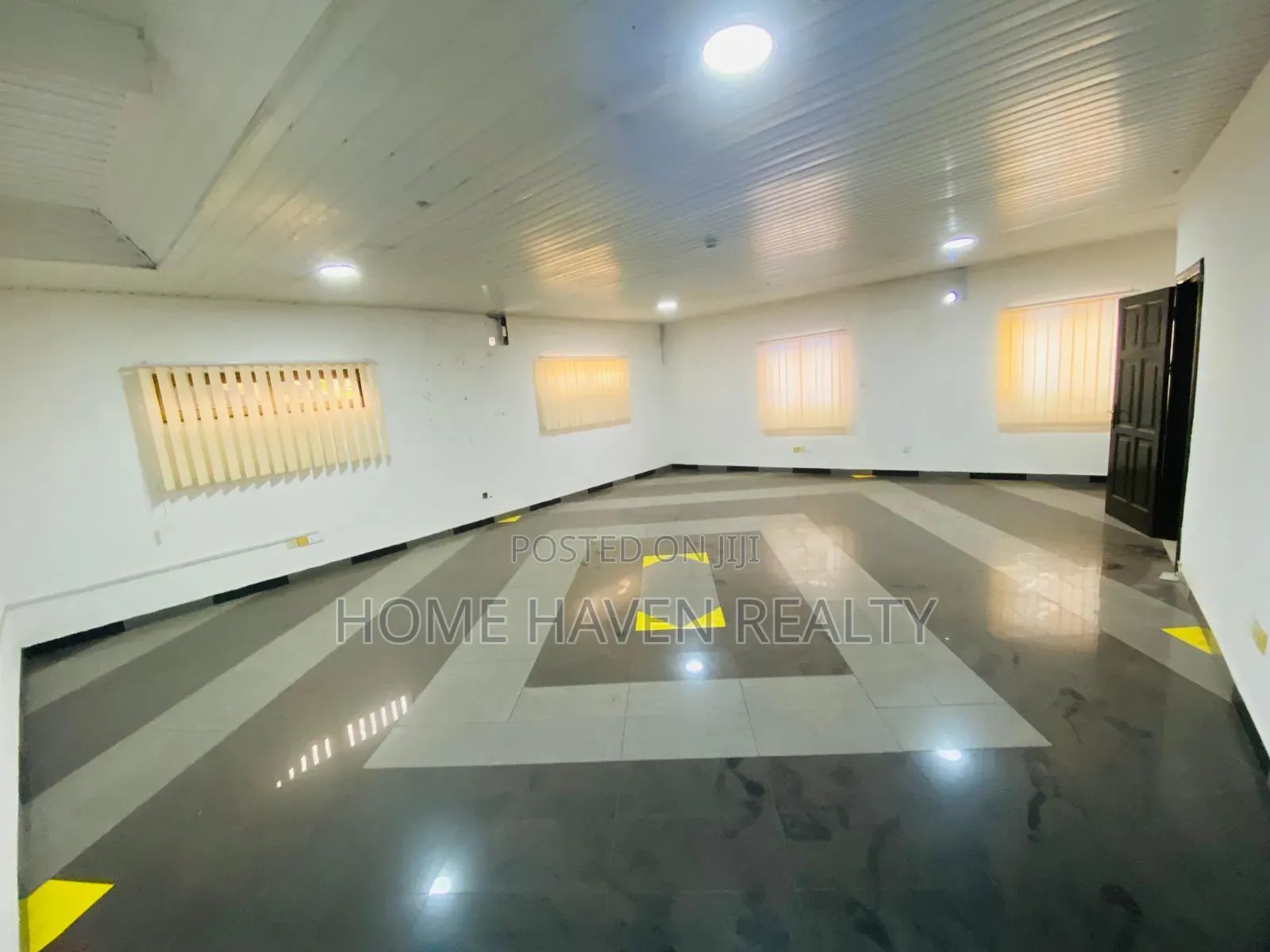 42 Office Rooms Space for Rent at Airport Residentials