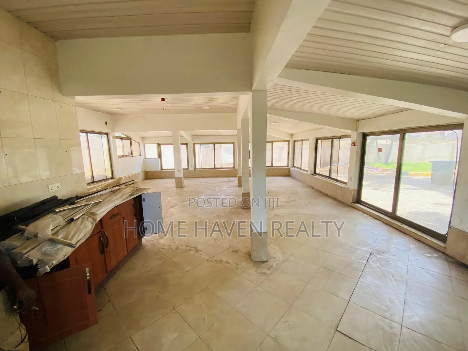 42 Office Rooms Space for Rent at Airport Residentials