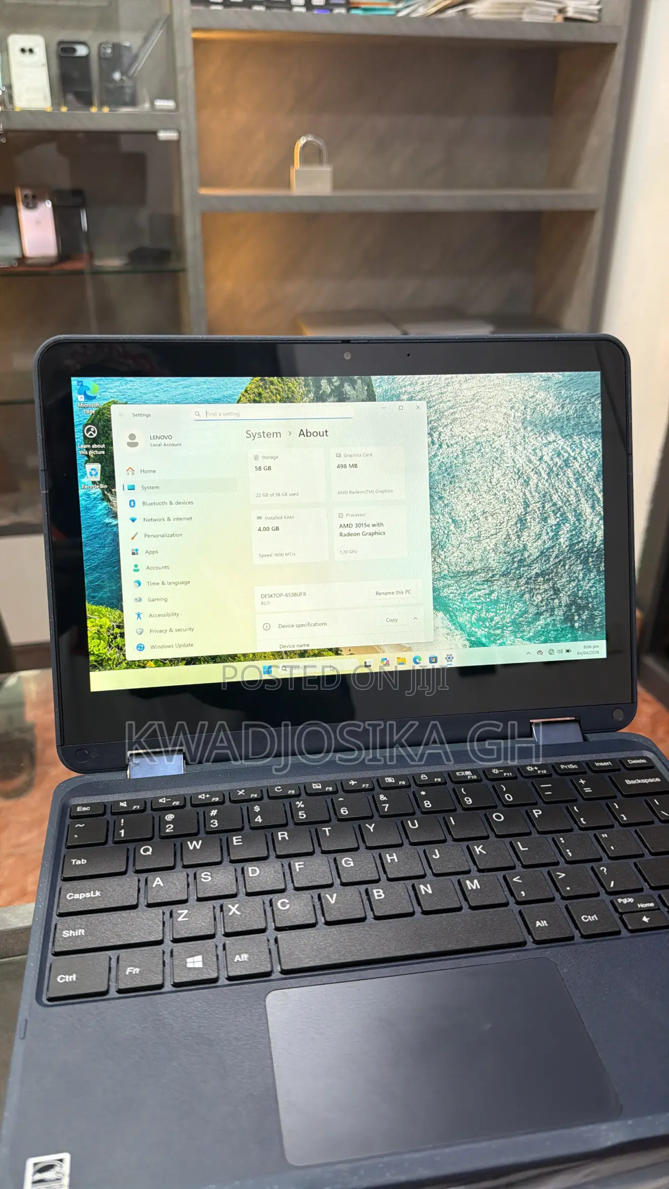New Laptop Lenovo 300e 4GB AMD SSD 60GB