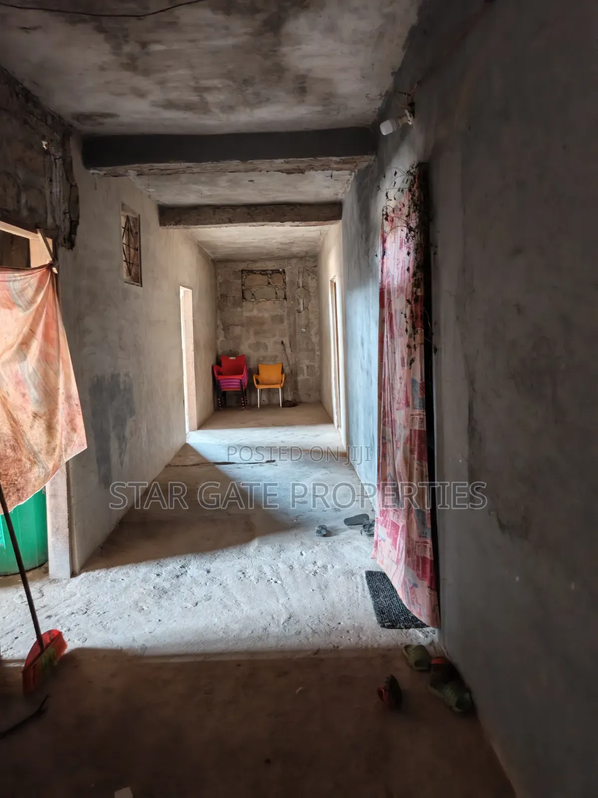 13bdrm House in Buoho Sasa, Kumasi Metropolitan for sale
