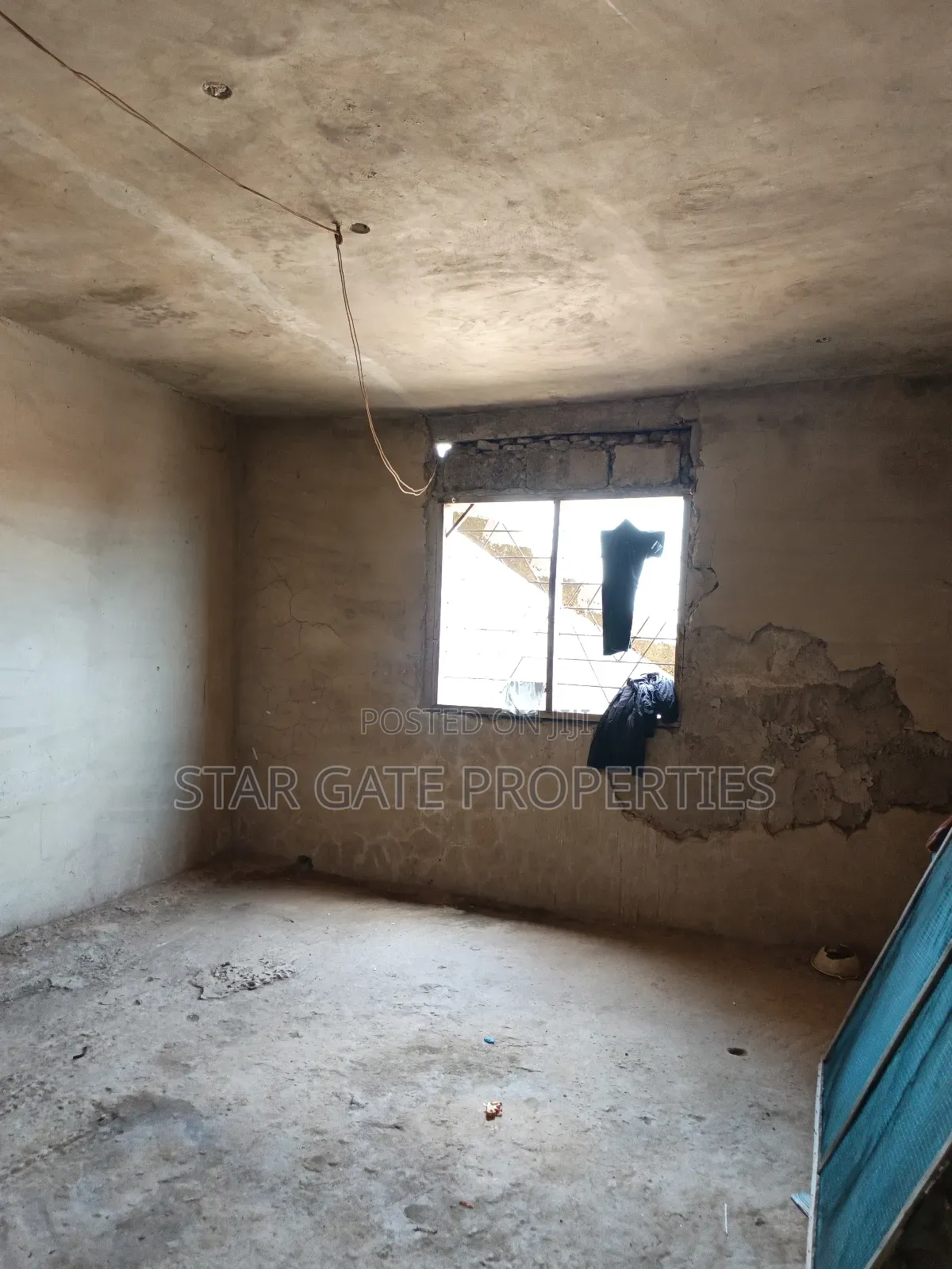 13bdrm House in Buoho Sasa, Kumasi Metropolitan for sale