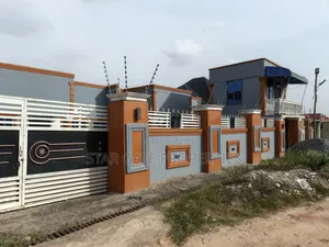 6bdrm House in Atimatim Maase, Kumasi Metropolitan for sale