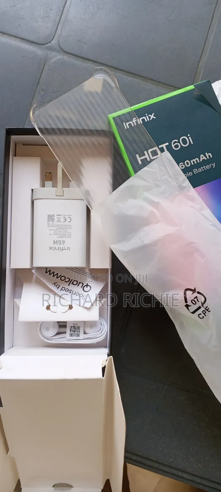 New Infinix Hot 60i 128 GB Black