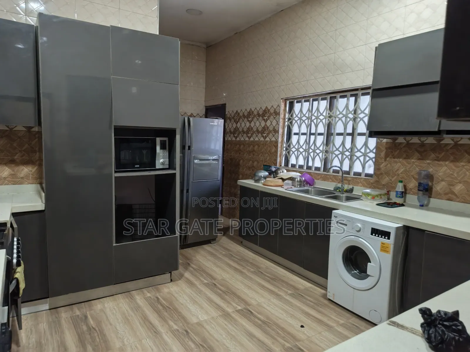6bdrm House in Atimatim Maase, Kumasi Metropolitan for sale