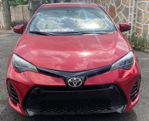 Toyota Corolla 2018 Red