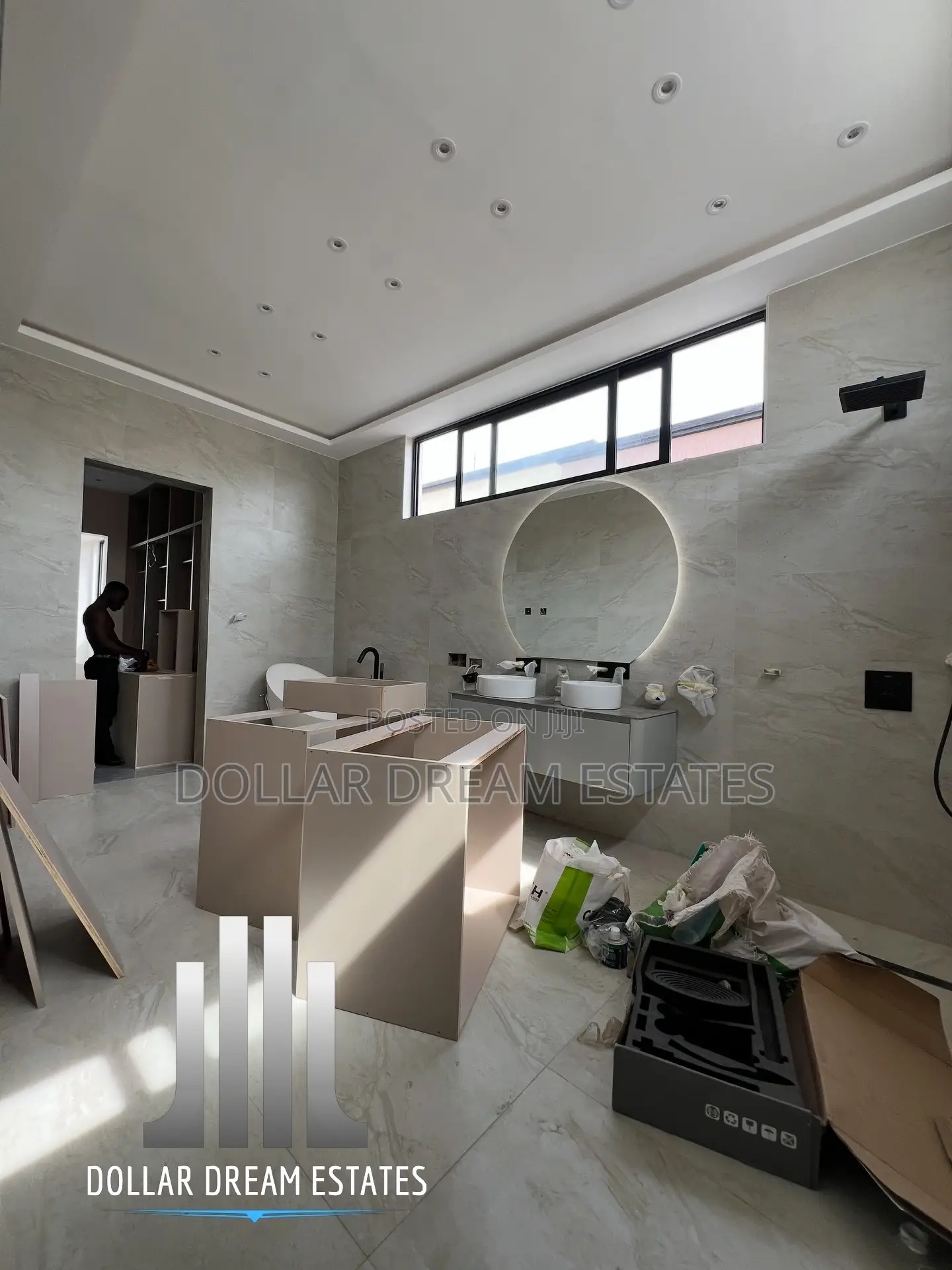 6bdrm House in Airport Residential Area for sale