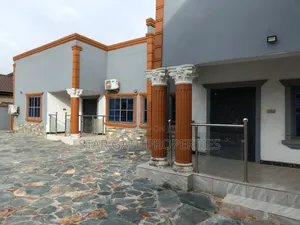 7bdrm House in Atimatim Maase, Kumasi Metropolitan for sale