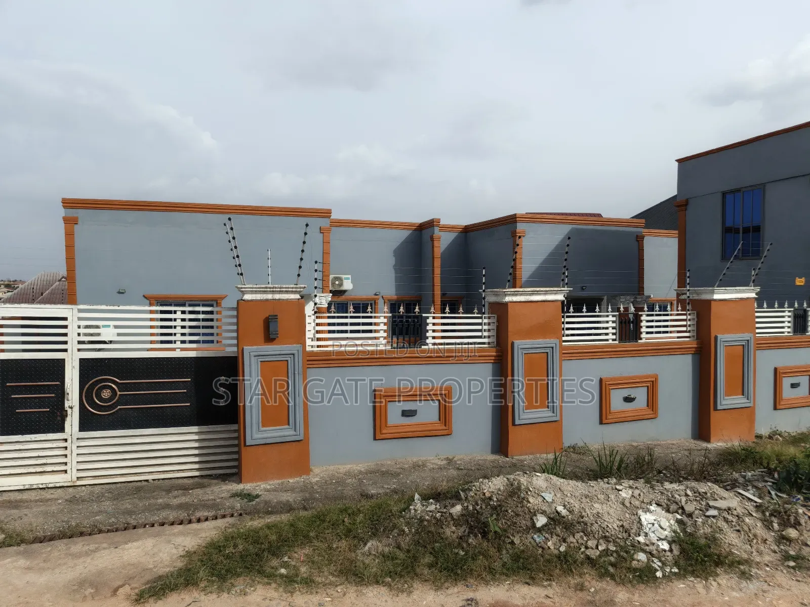 7bdrm House in Atimatim Maase, Kumasi Metropolitan for sale