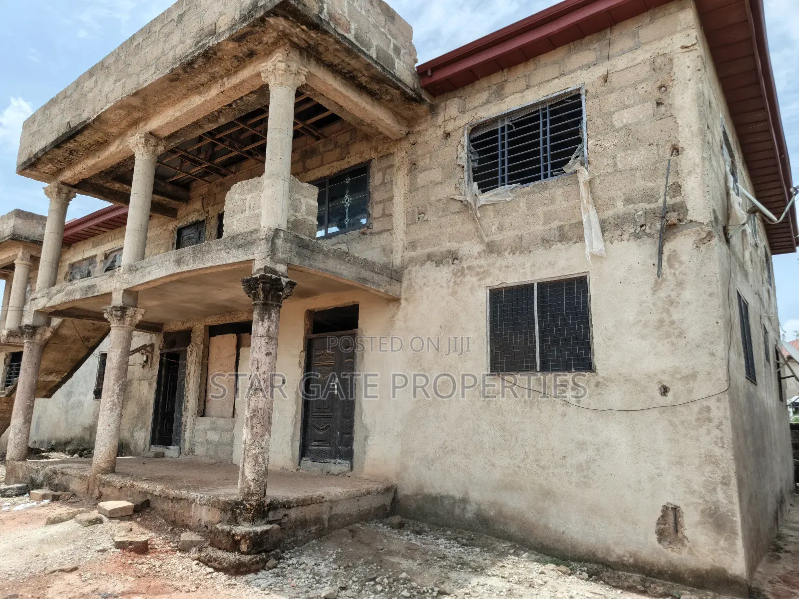 13 Bedrooms ( Hotel, Hospital, Guest House, Rent)
