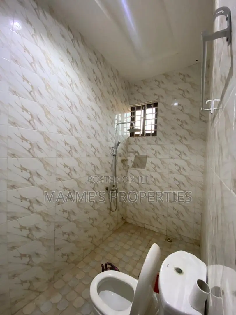 3bdrm House in Adenta for sale
